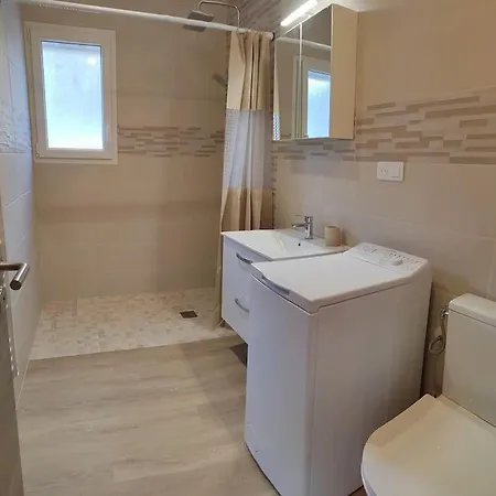 Le Jardin De Pierrot 14per 26400 Sur Gervanne Holiday home *